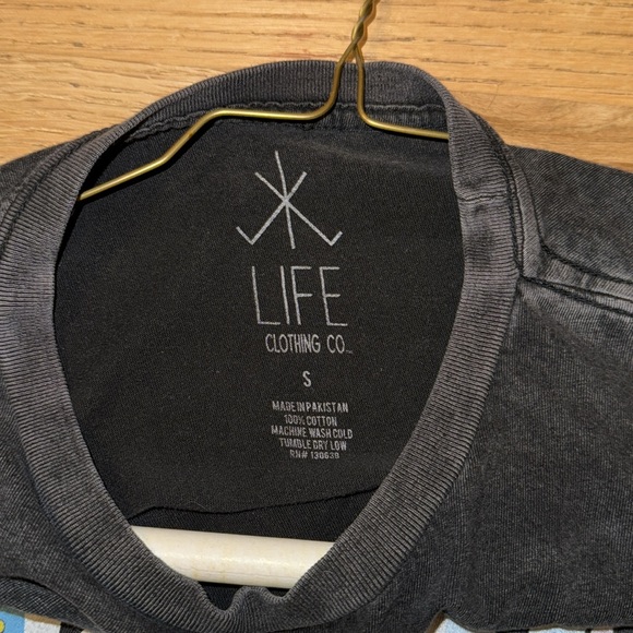 Be a nice human tee small - Picture 4 of 4